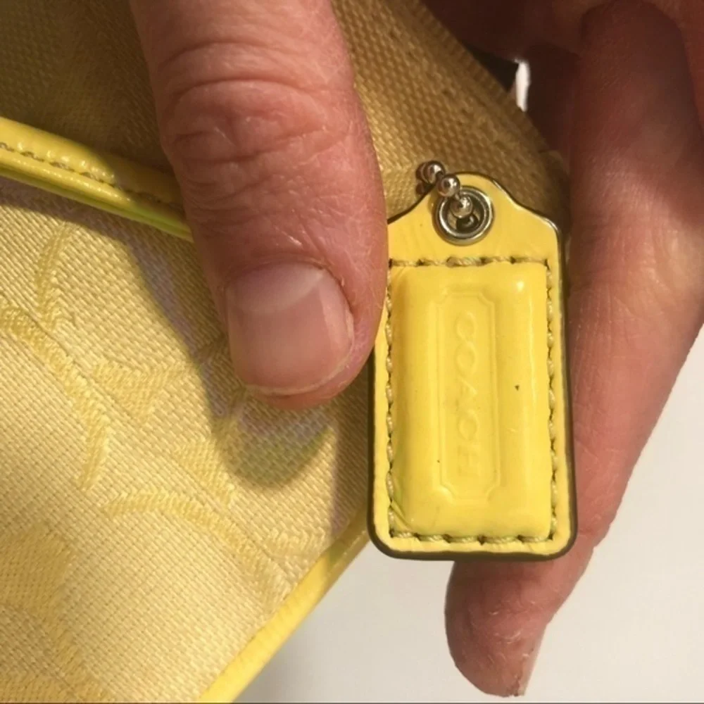 Coach vintage y2k signature yellow wristlet bag rare color